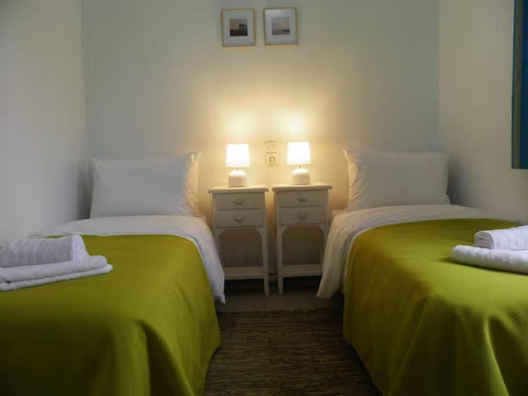 Santorini Traditional Suites Vothon Luaran gambar