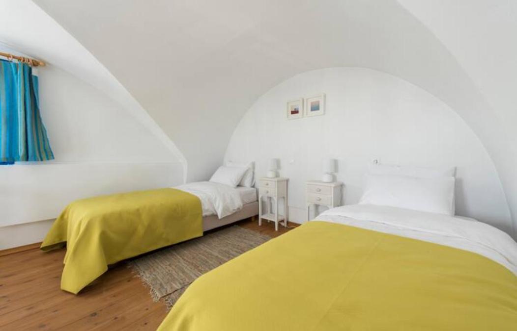 Santorini Traditional Suites Vothon Luaran gambar