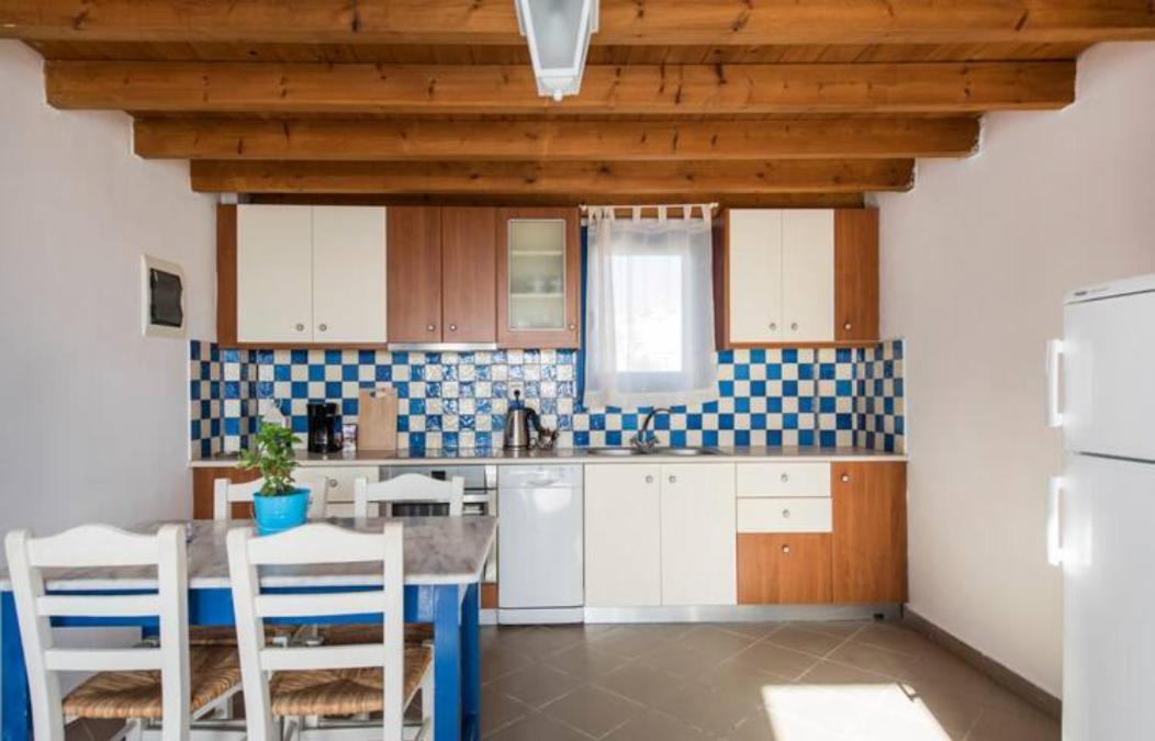 Santorini Traditional Suites Vothon Luaran gambar