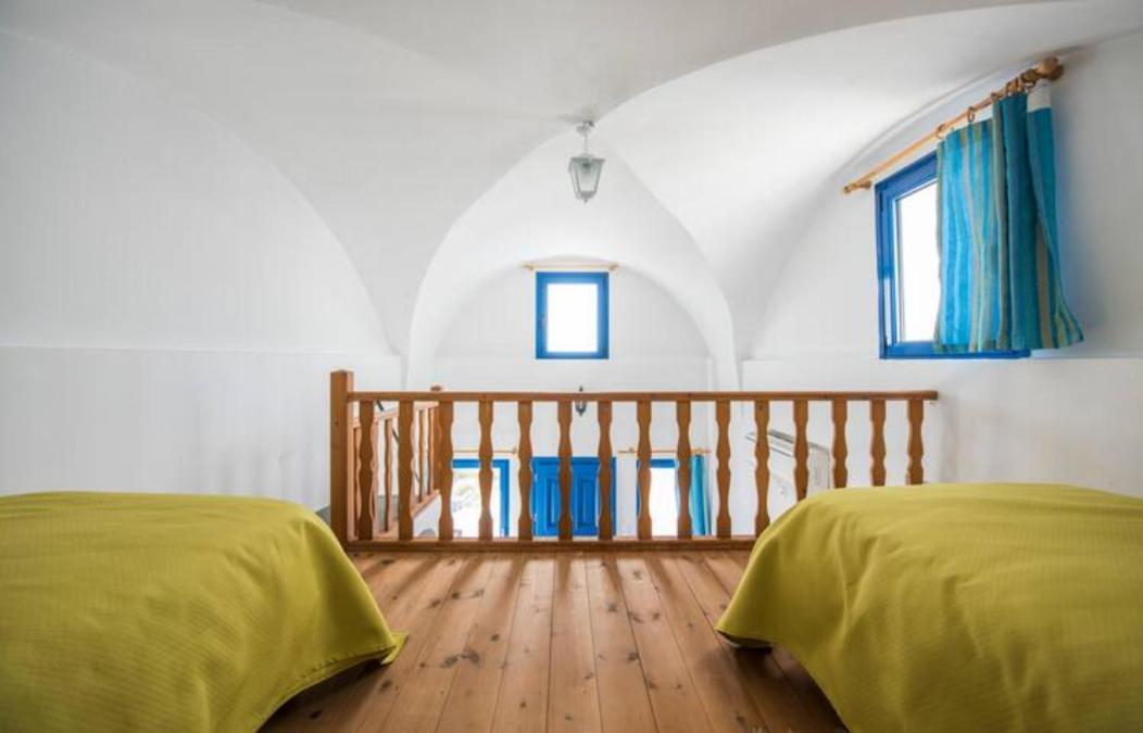 Santorini Traditional Suites Vothon Luaran gambar