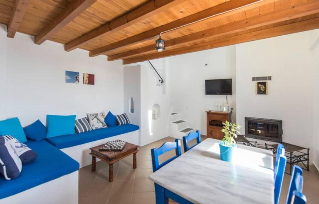 Santorini Traditional Suites Vothon Luaran gambar