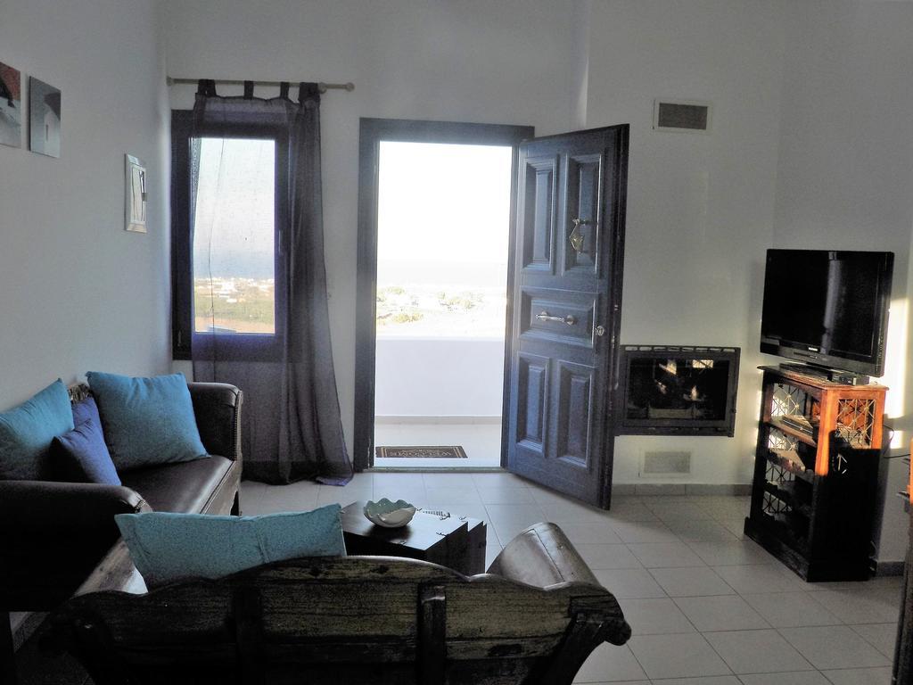 Santorini Traditional Suites Vothon Luaran gambar